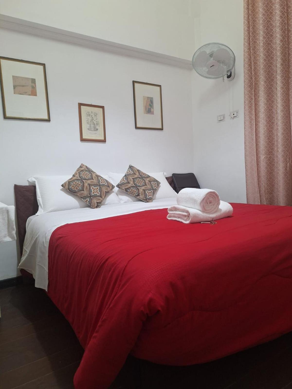 Hostal Casa Fanti 57 *
